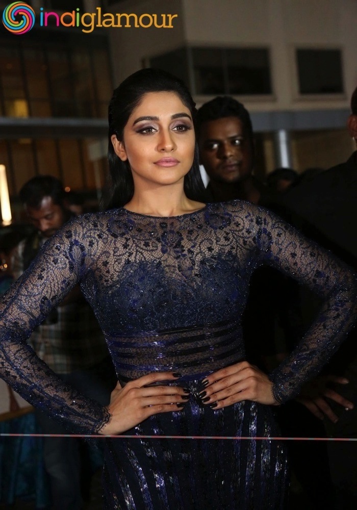 Regina Cassandra Actress hd photo