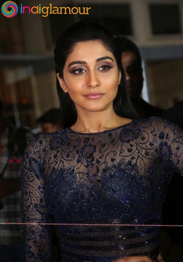 Regina Cassandra Actress hd photo