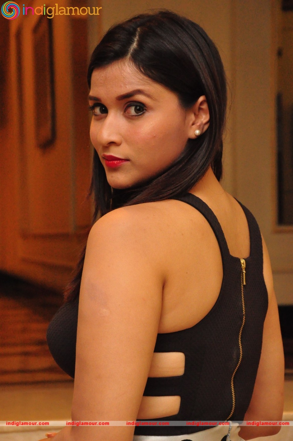 Mannara Chopra Actress hd photo