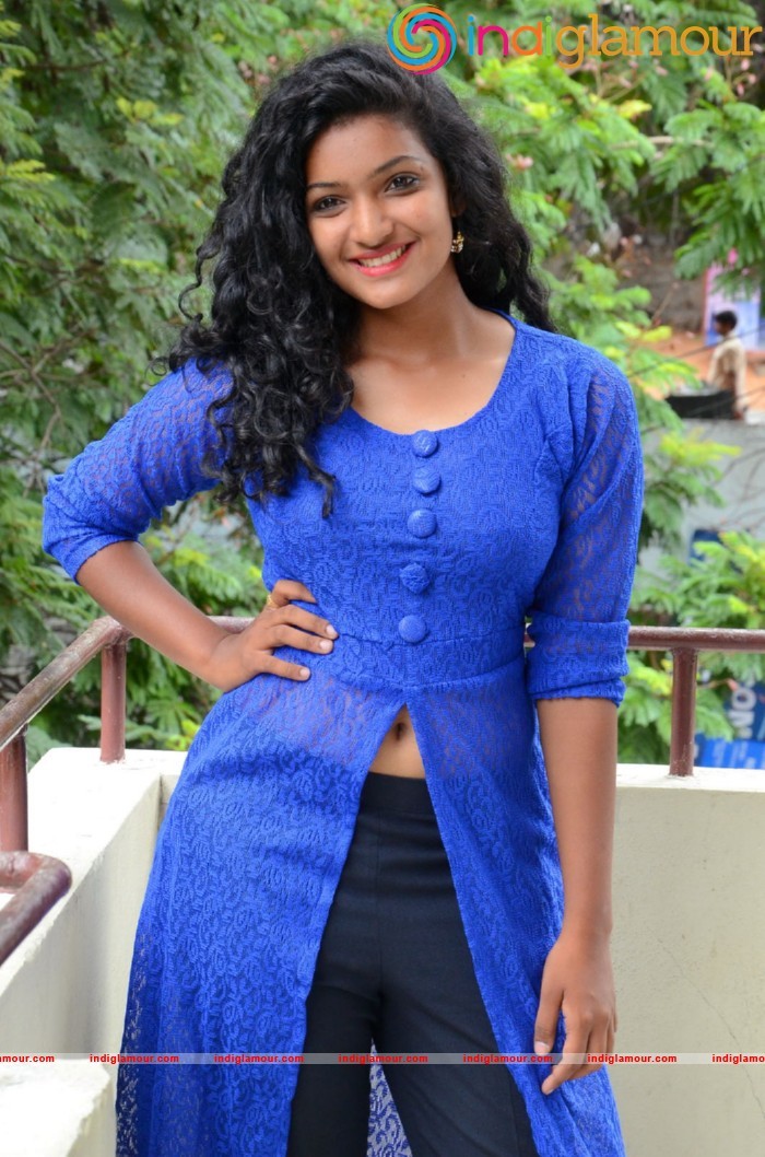 Gayathri Actress hd photo