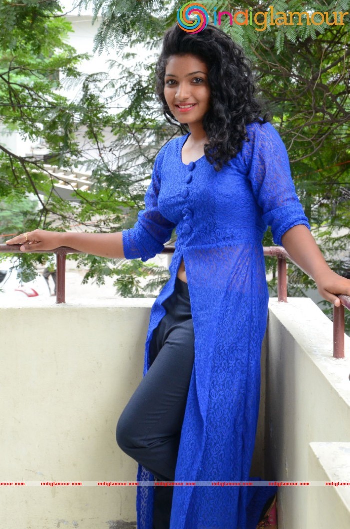 Gayathri Actress hd photo