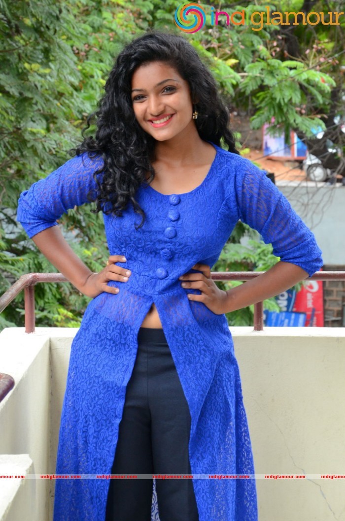 Gayathri Actress hd photo