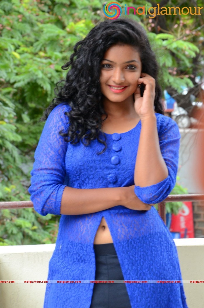 Gayathri Actress hd photo