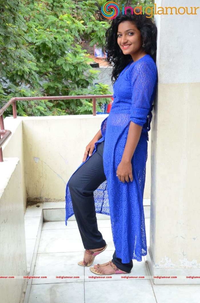 Gayathri Actress hd photo