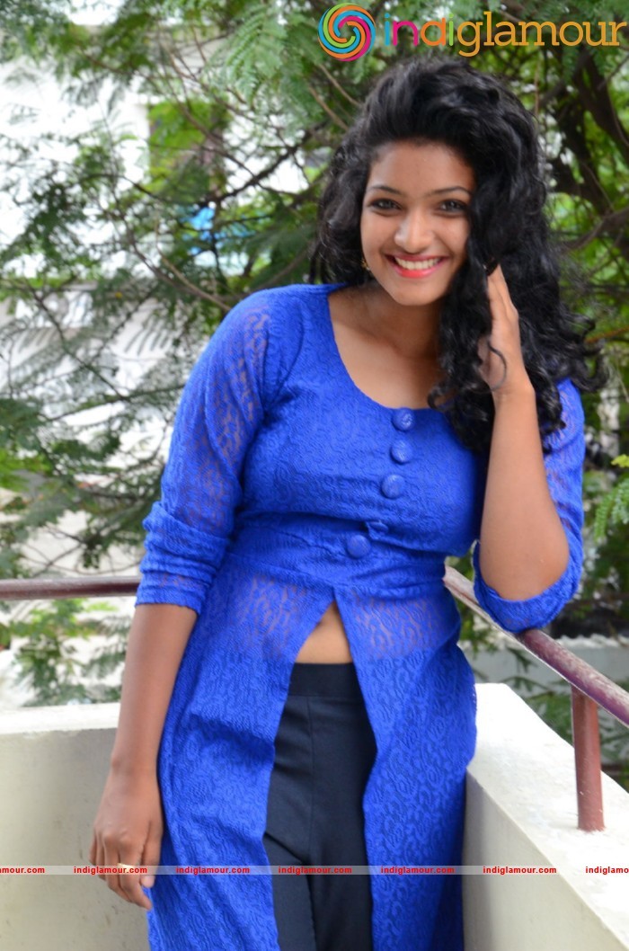 Gayathri Actress hd photo