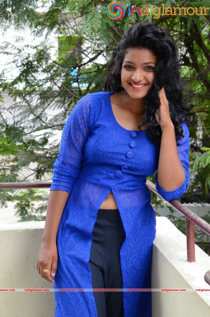 Gayathri Actress hd photo