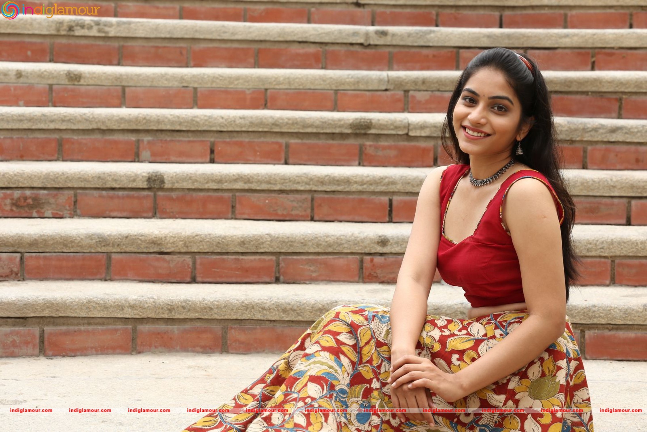 Punarnavi Bhupalam Actress hd photo