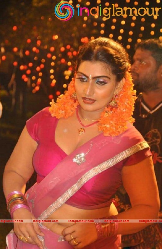 Babilona Spicy Photos Actress hd photo