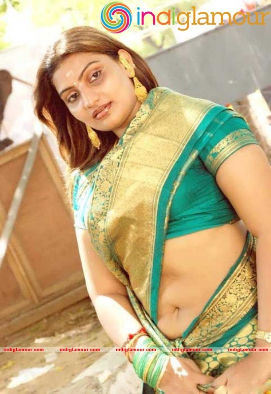 Babilona Spicy Photos Actress hd photo