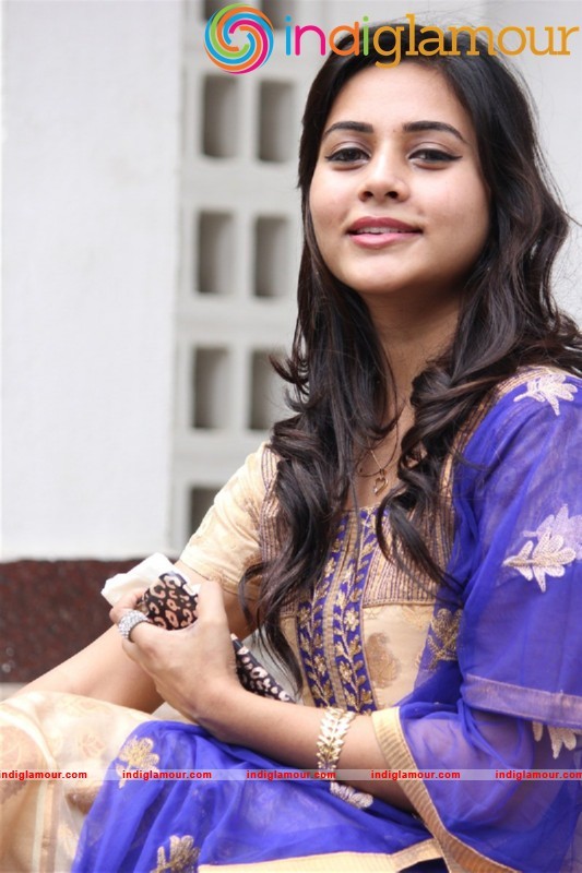 Suza Kumar Actress hd photo