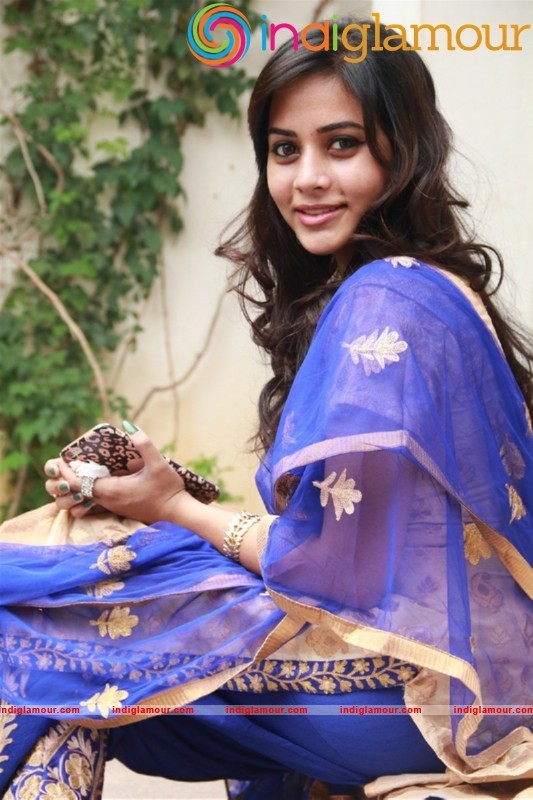 Suza Kumar Actress hd photo