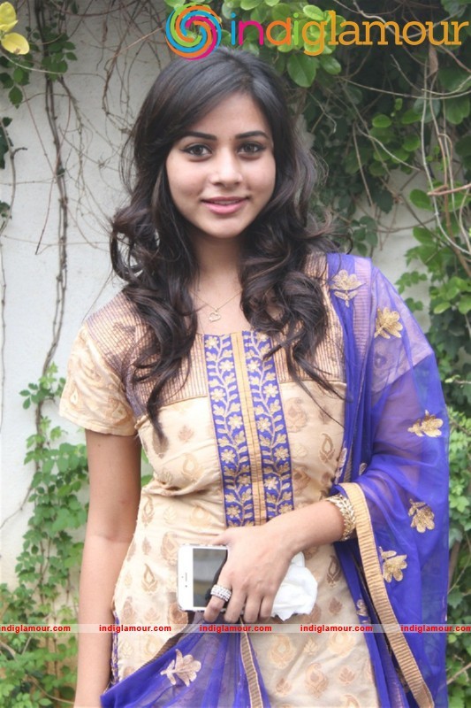 Suza Kumar Actress hd photo