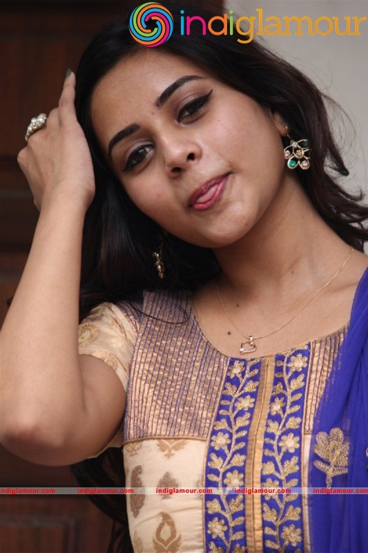 Suza Kumar Actress hd photo