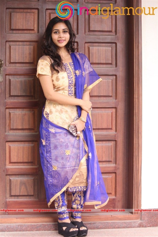Suza Kumar Actress hd photo
