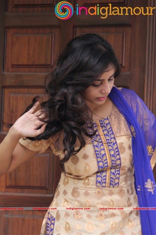 Suza Kumar Actress hd photo