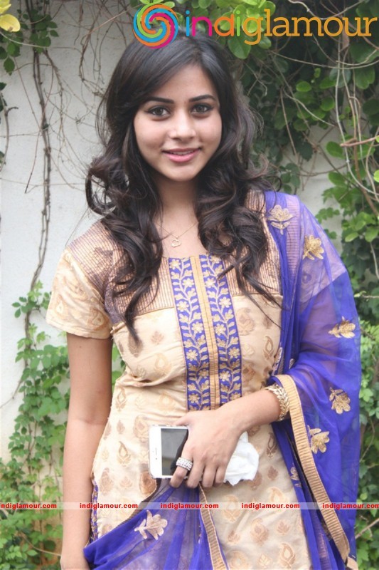 Suza Kumar Actress hd photo