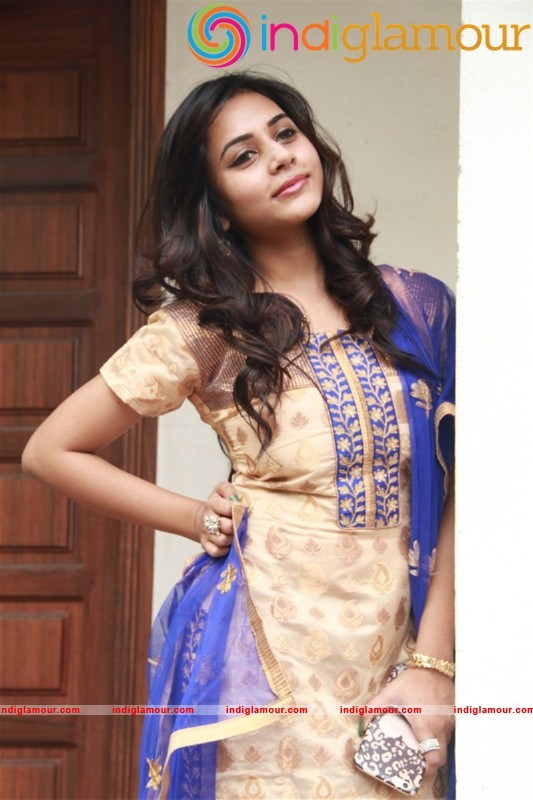 Suza Kumar Actress hd photo