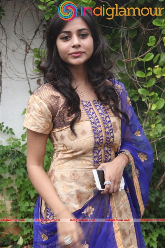 Suza Kumar Actress hd photo