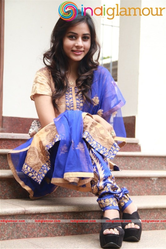 Suza Kumar Actress hd photo