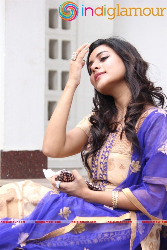 Suza Kumar Actress hd photo