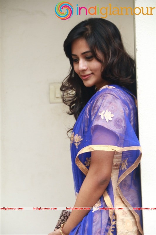 Suza Kumar Actress hd photo