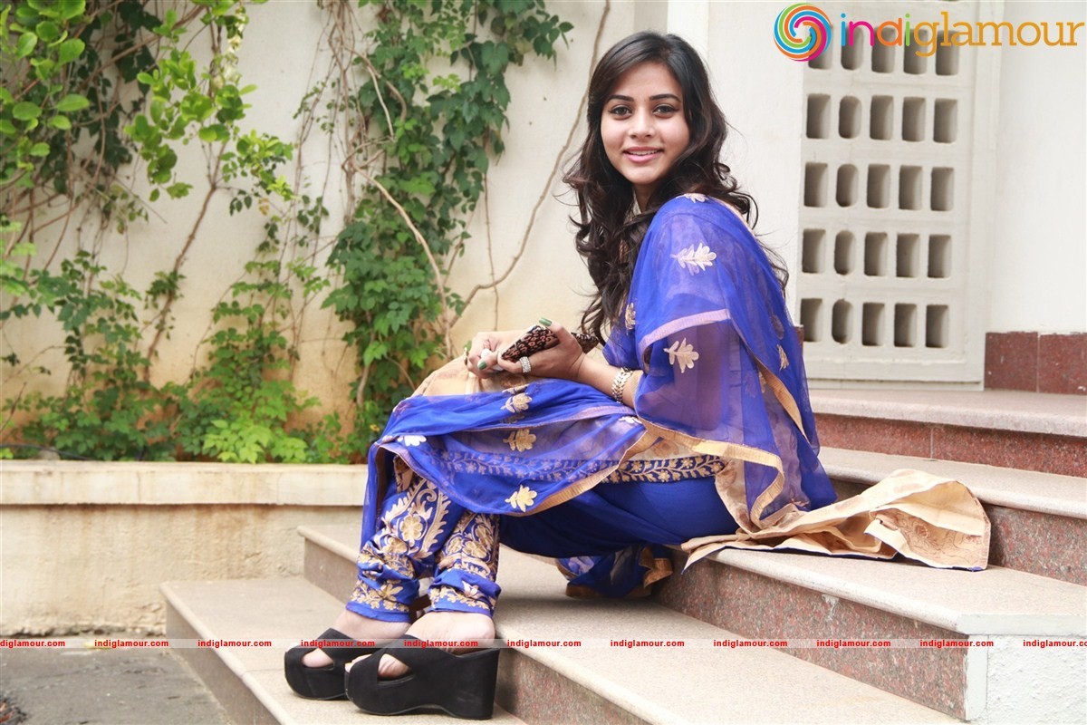 Suza Kumar Actress hd photo