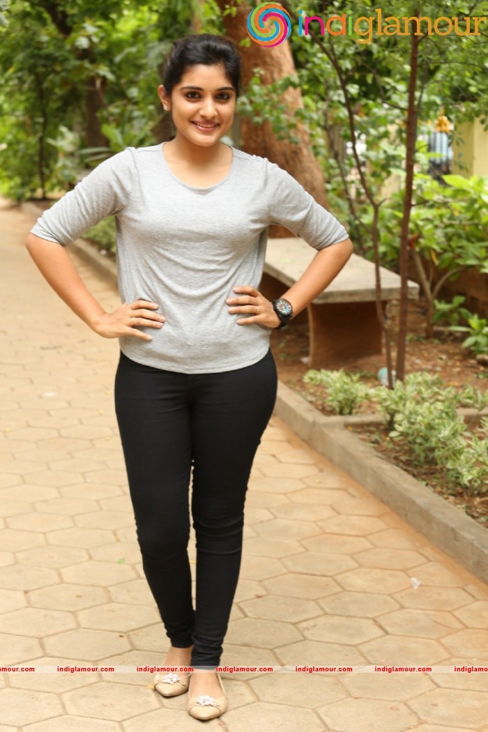 Niveda Thomas New Photos Actress hd photo