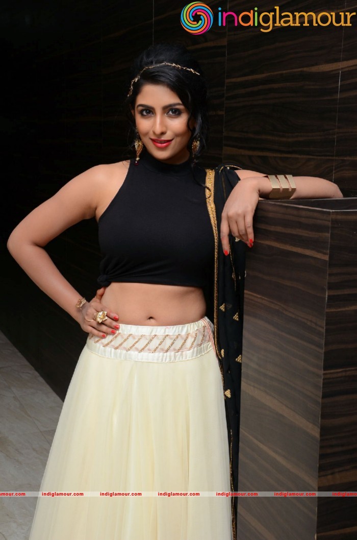 Kruthika Jayakumar Actress hd photo