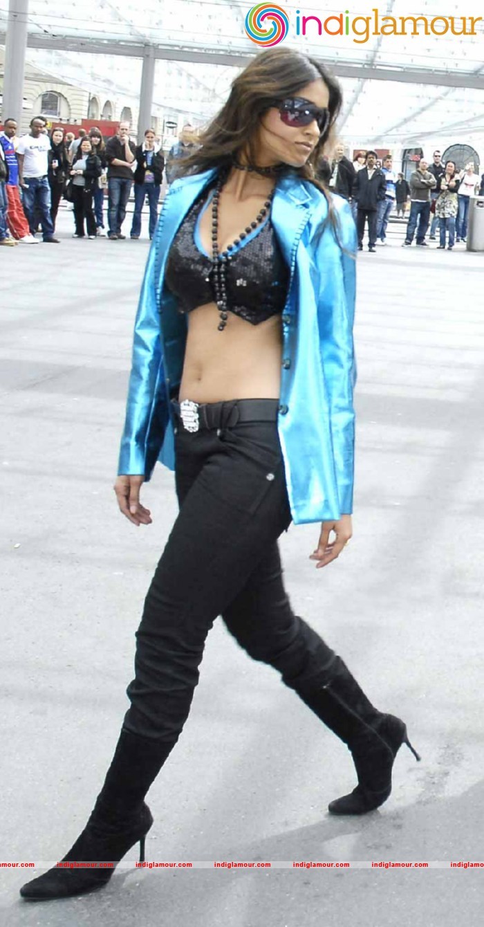 Ileana D Cruz Hot Gallery Actress hd photo