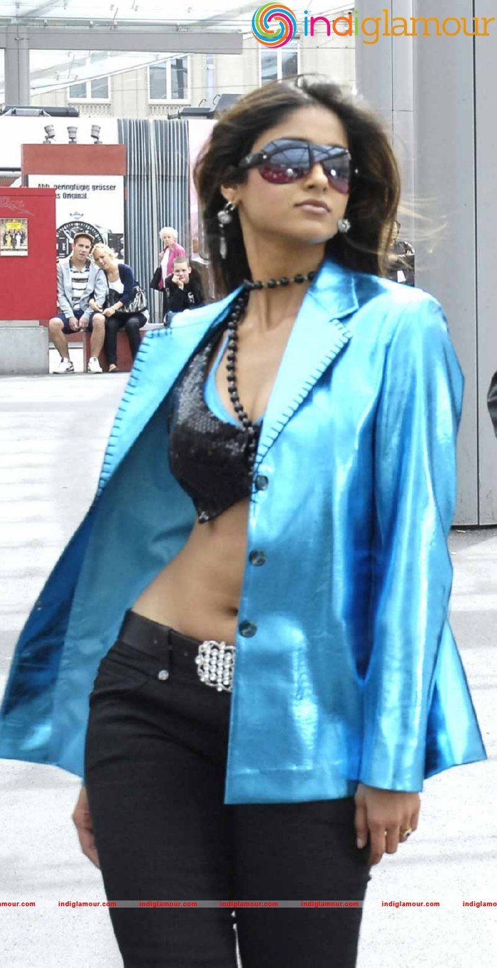 Ileana D Cruz Hot Gallery Actress hd photo