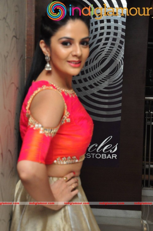 Srimukhi Actress hd photo