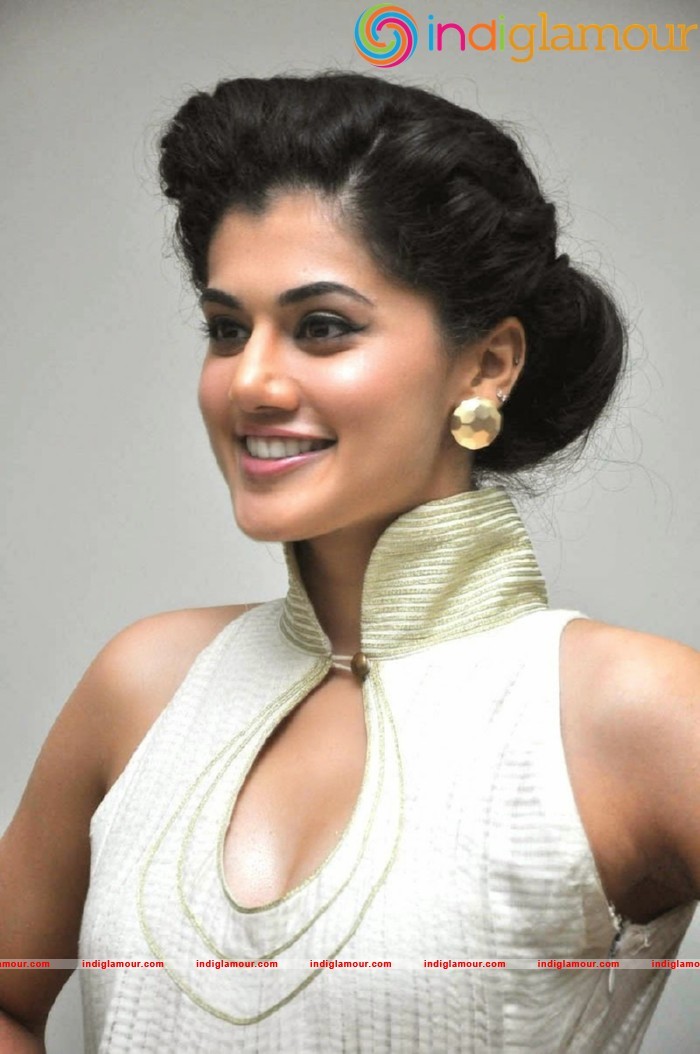 Taapsee Pannu Actress hd photo