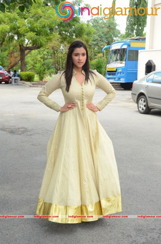Manara Chopara Latest Photos Gallery Actress hd photo