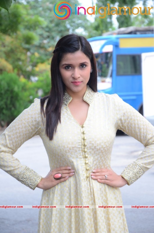 Manara Chopara Latest Photos Gallery Actress hd photo