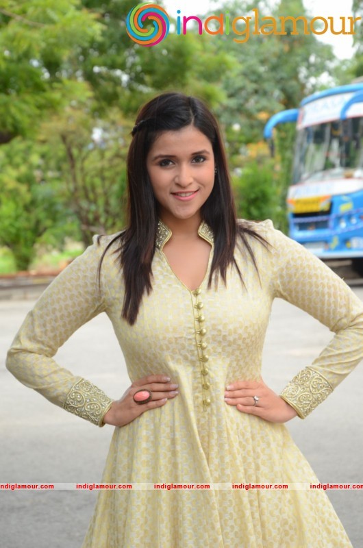 Manara Chopara Latest Photos Gallery Actress hd photo