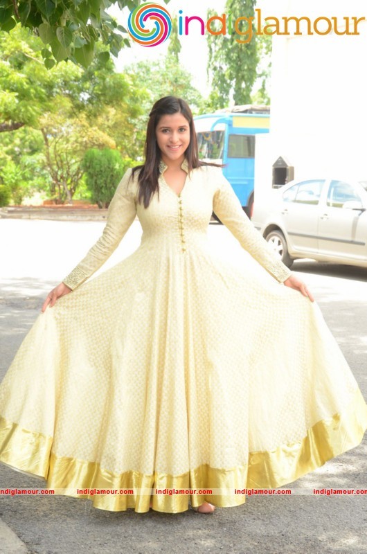 Manara Chopara Latest Photos Gallery Actress hd photo