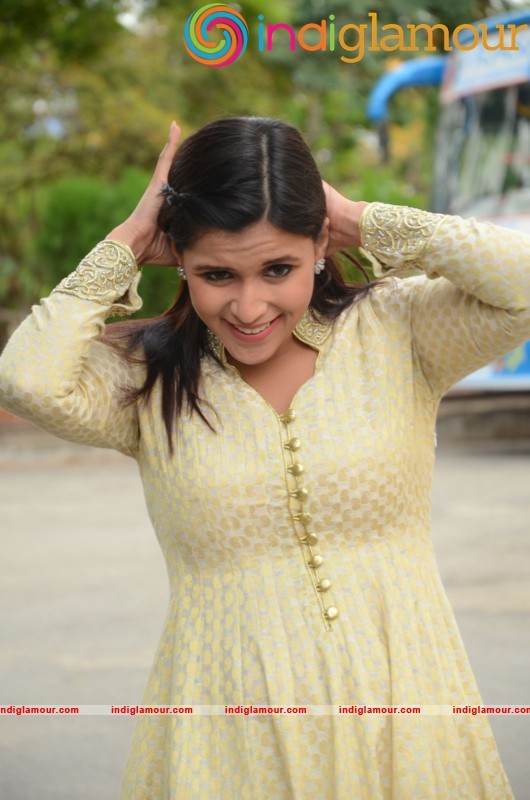 Manara Chopara Latest Photo Gallery Actress hd photo