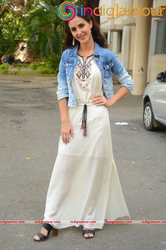 Farah Karimi Latest Photo Gallery Actress hd photo