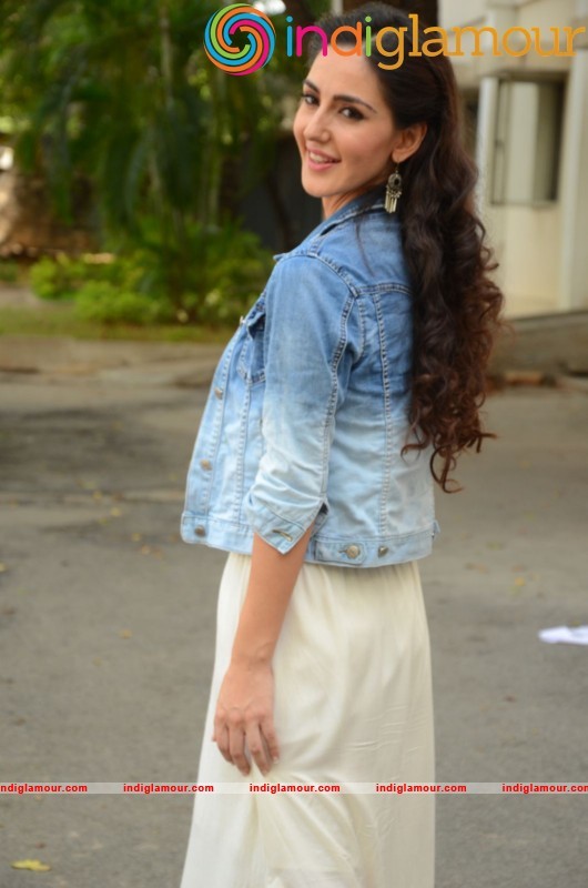Farah Karimi Latest Photo Gallery Actress hd photo