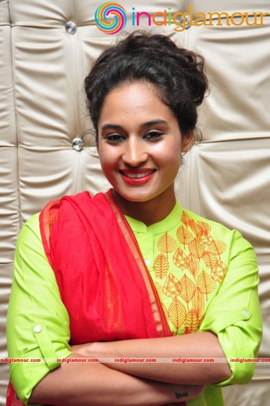 Pooja Ramachandran Latest Photo Gallery Actress hd photo