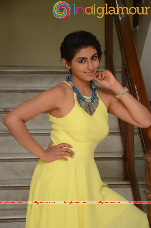 Kruthika Jayakumar Latest Photos Gallery Actress hd photo
