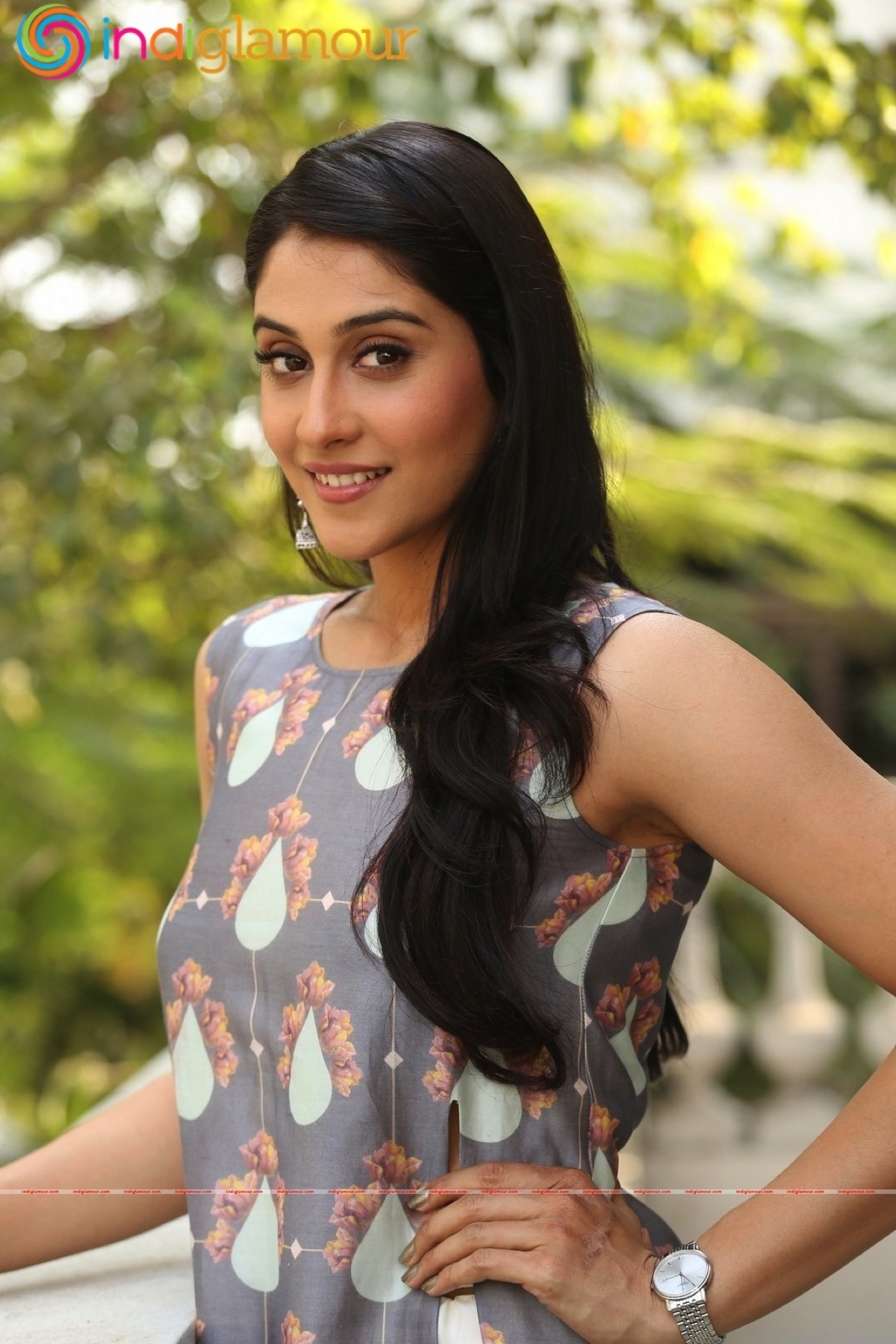 Regina Cassandra Actress hd photo