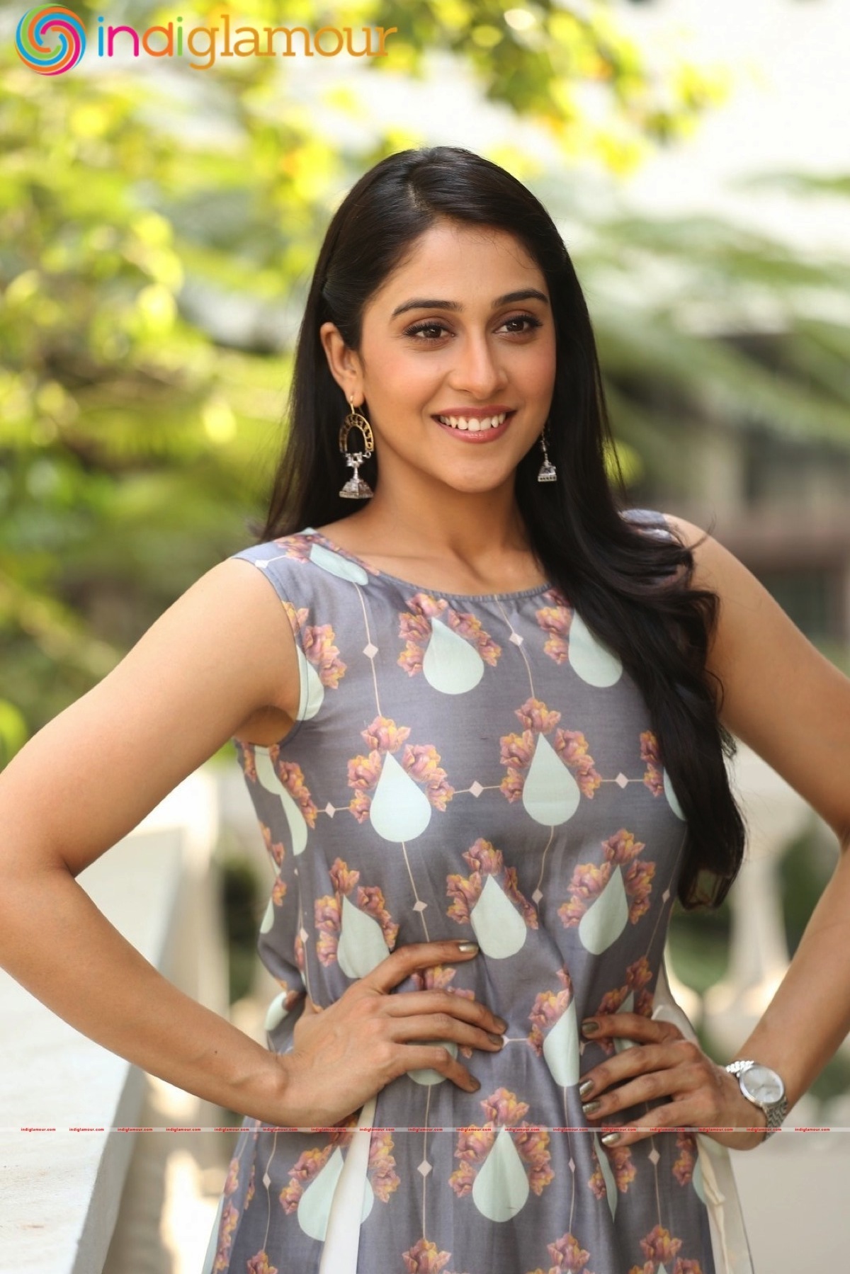 Regina Cassandra Actress hd photo