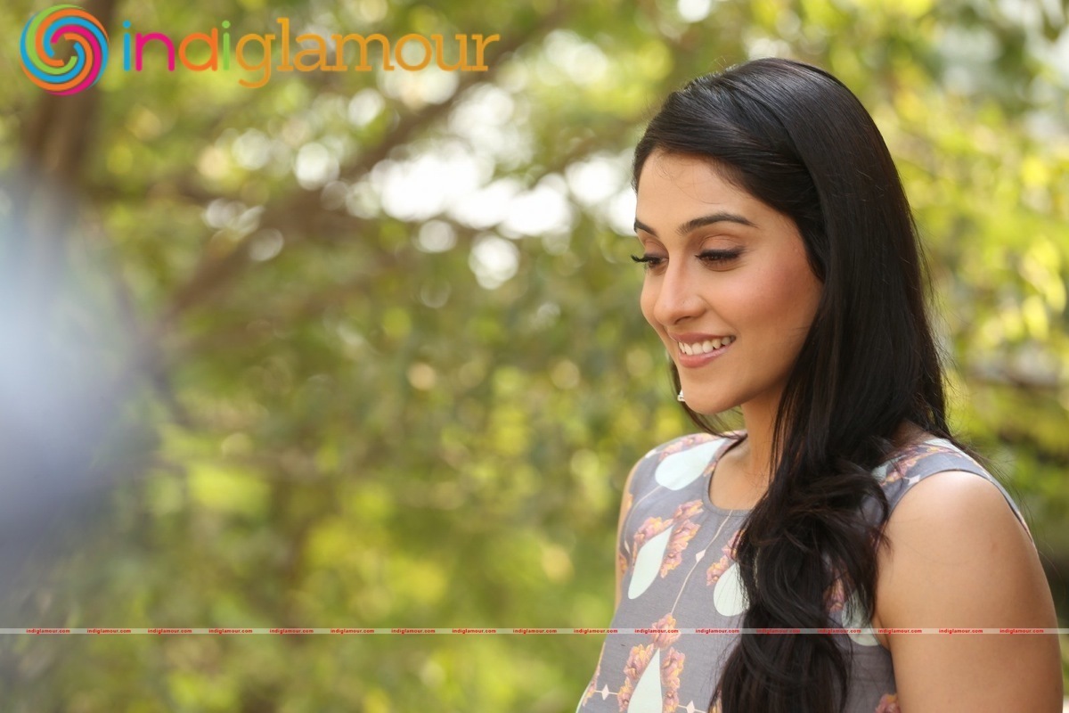 Regina Cassandra Actress hd photo