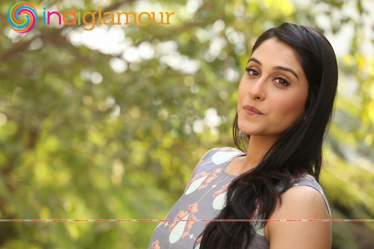 Regina Cassandra Actress hd photo