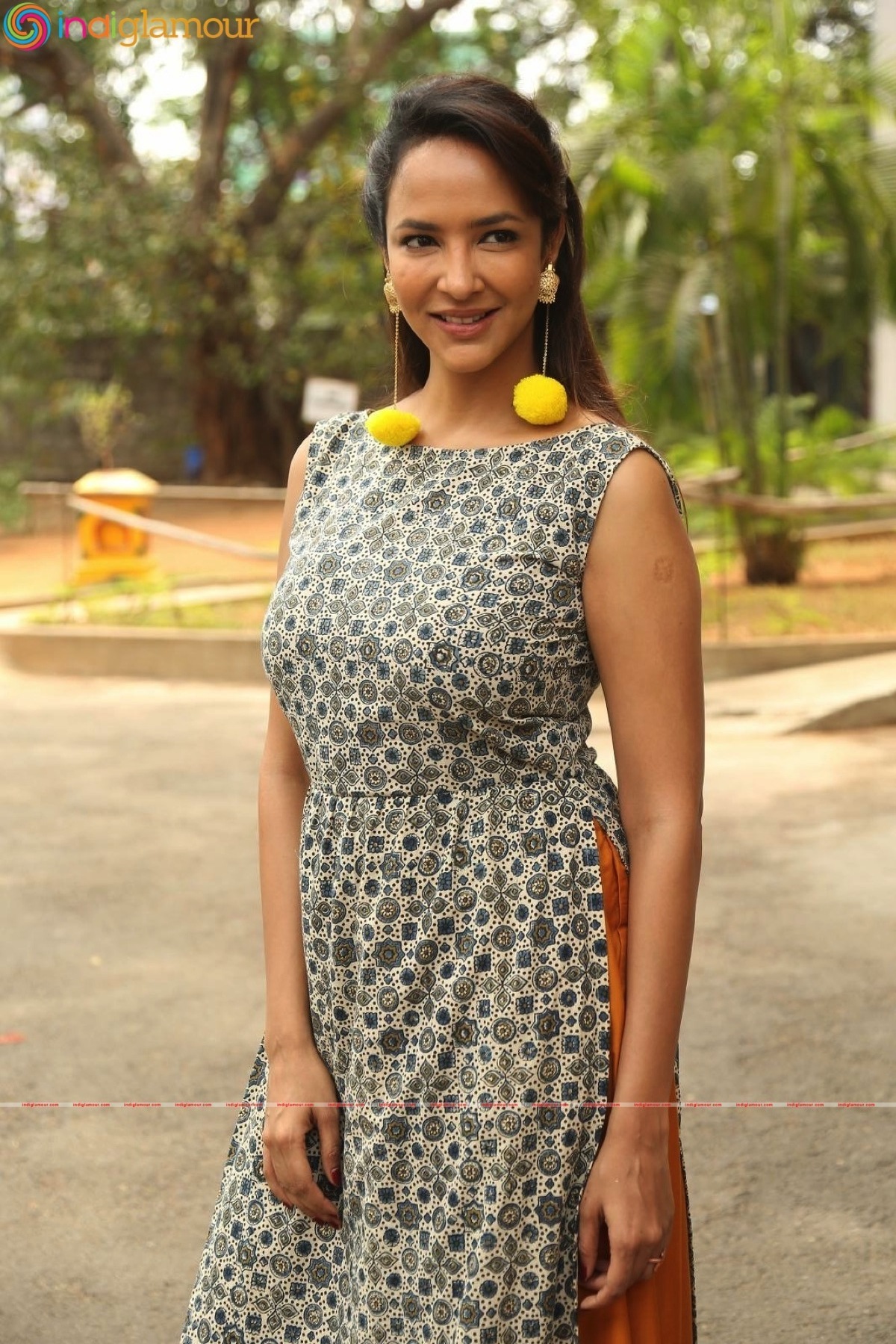 Lakshmi Manchu Actress hd photo