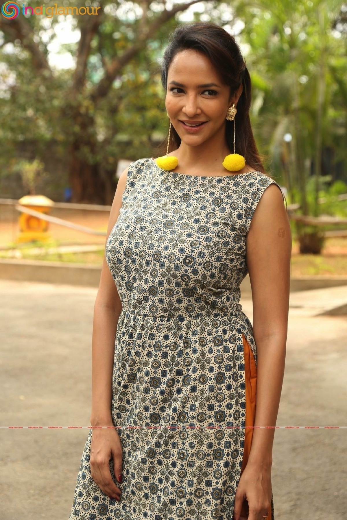 Lakshmi Manchu Actress hd photo