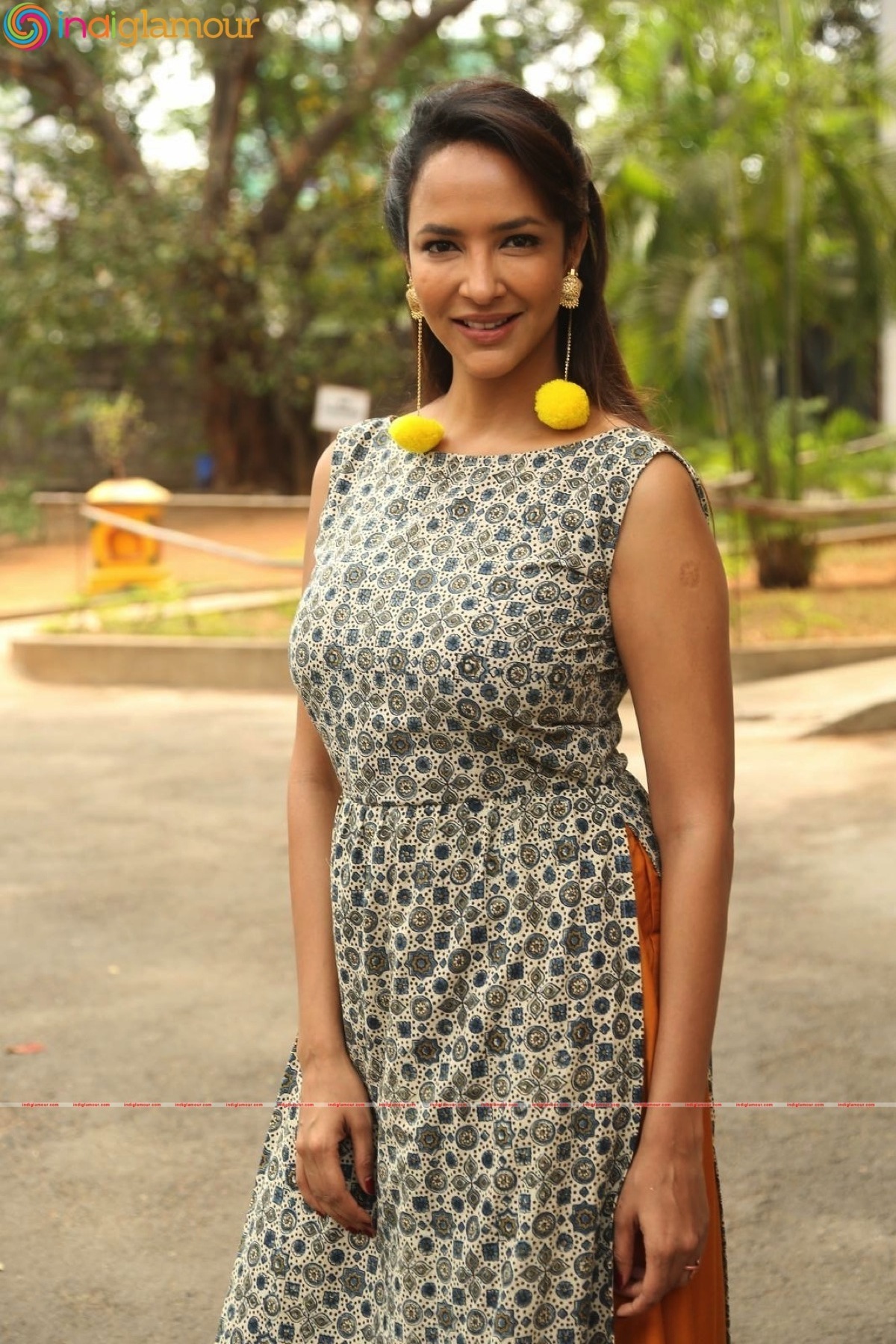 Lakshmi Manchu Actress hd photo