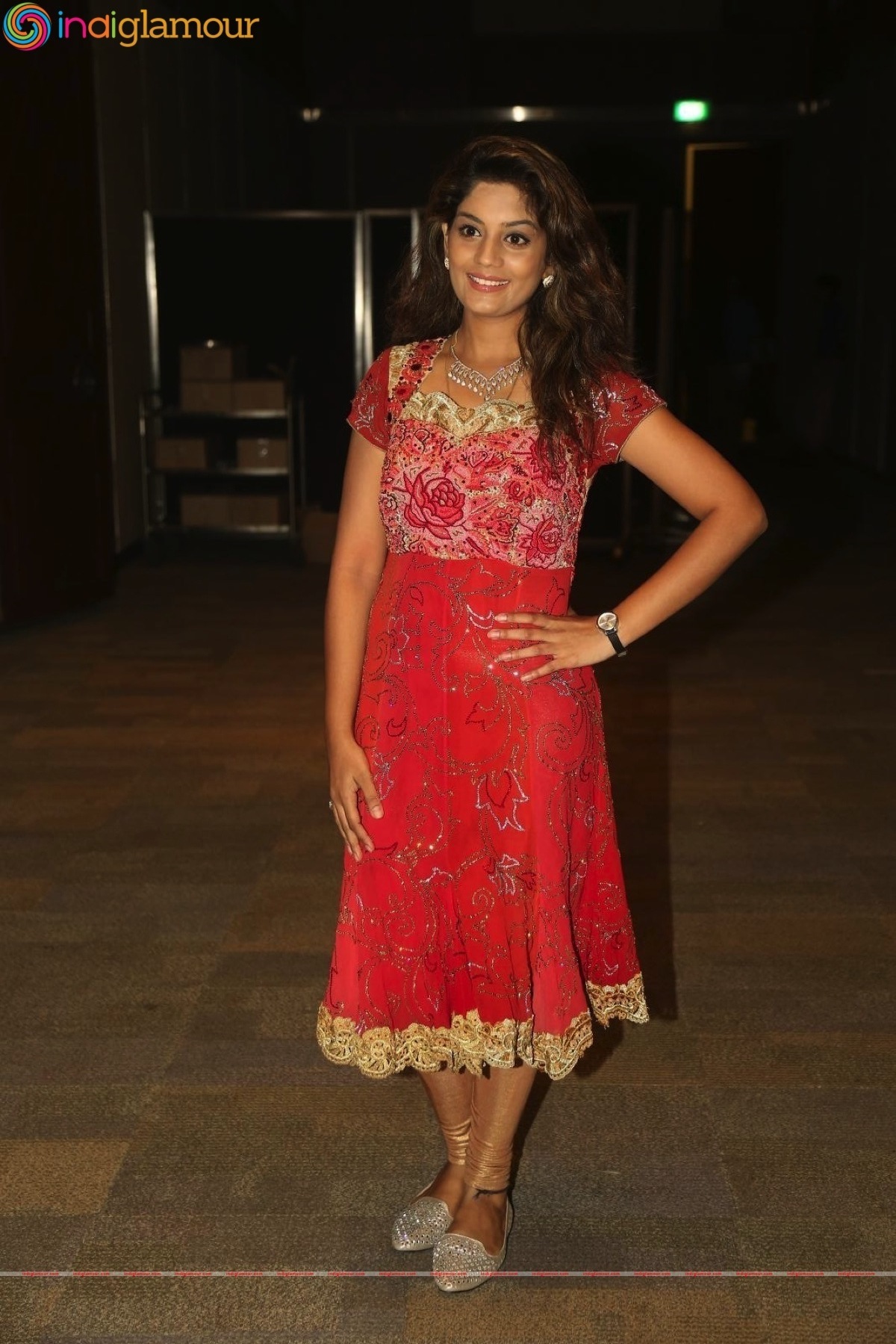 Karuna Actress hd photo