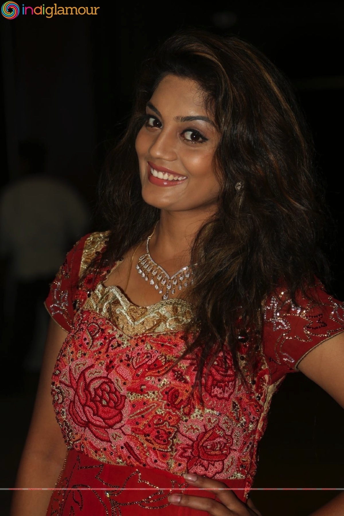 Karuna Actress hd photo